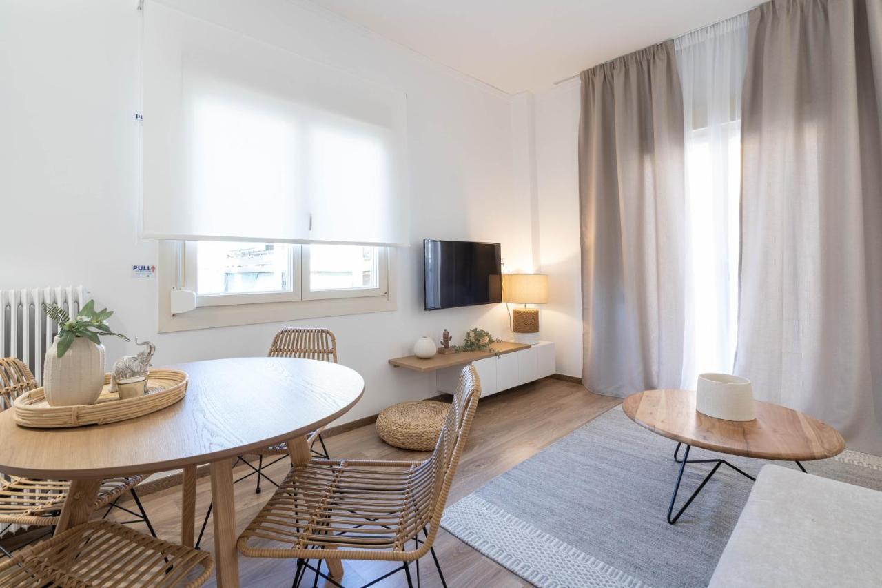 Urban Boho Apartment In Koukaki Atenas Exterior foto